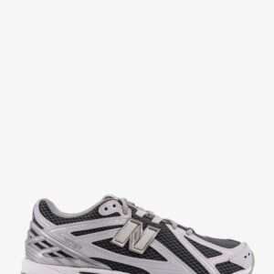 Discover the authentic New Balance men's 1906 low-top mesh sneakers in White