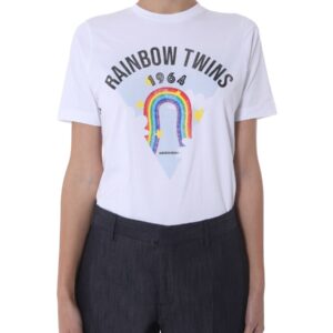 Refresh your wardrobe with the Dsquared2 women's ROUND NECK T-SHIRT in crisp White
