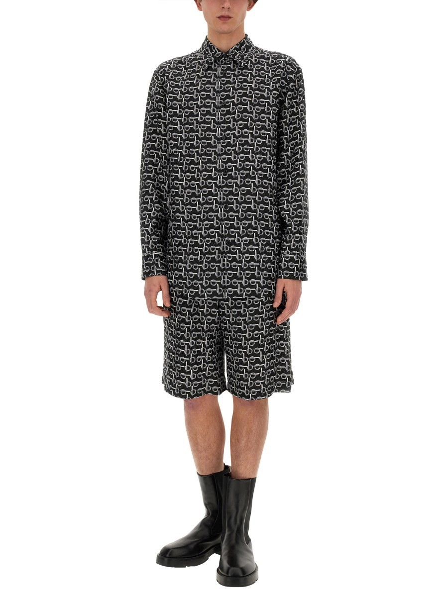 designed for dependable everyday comfort and versatile wardrobe styling.