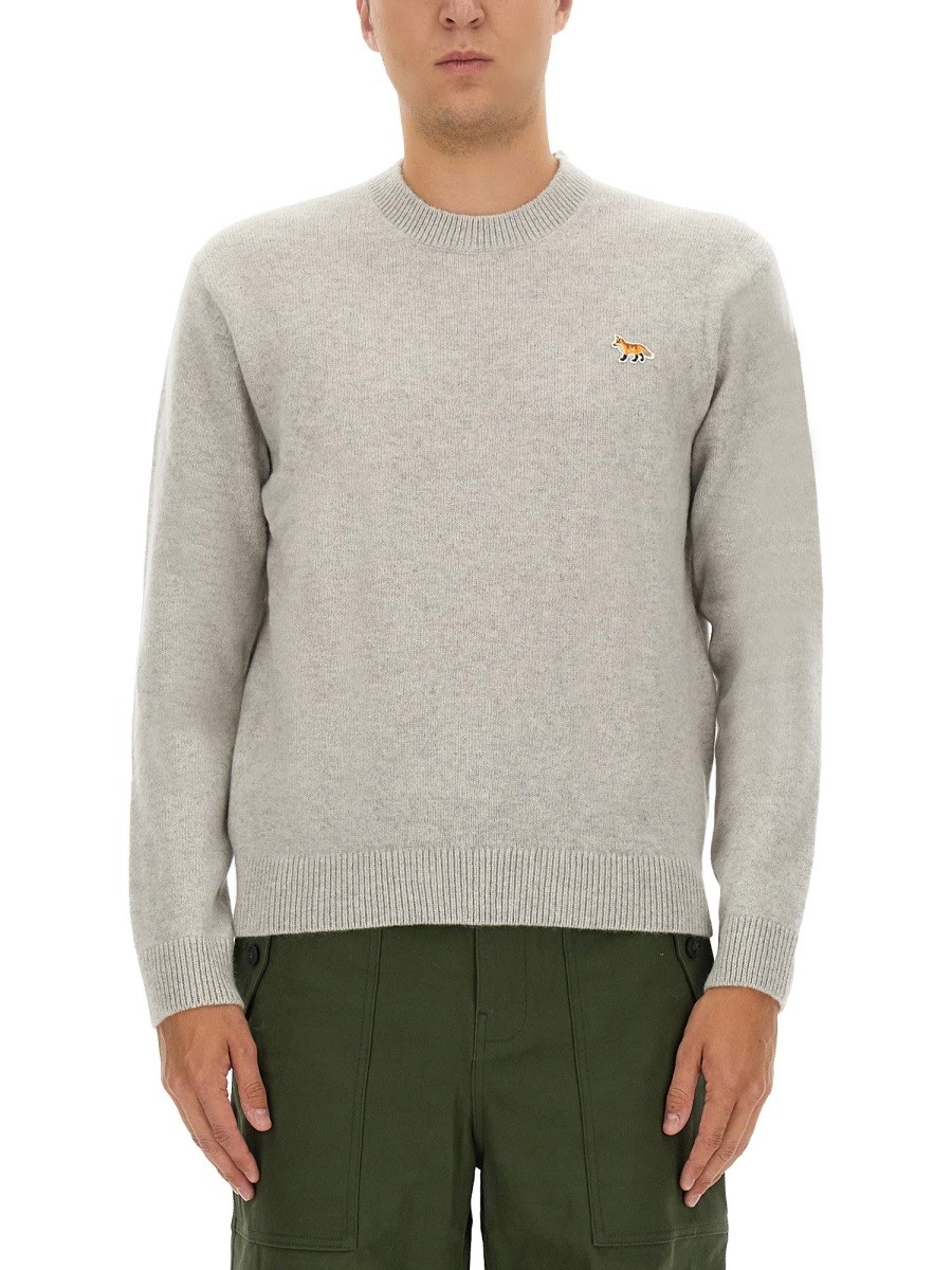 Elevate your look with the Maison Kitsune men's BABY FOX JERSEY in Grey