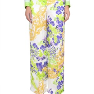 Refresh your wardrobe with the Versace women's BAROQUE PANTS in MULTICOLOUR