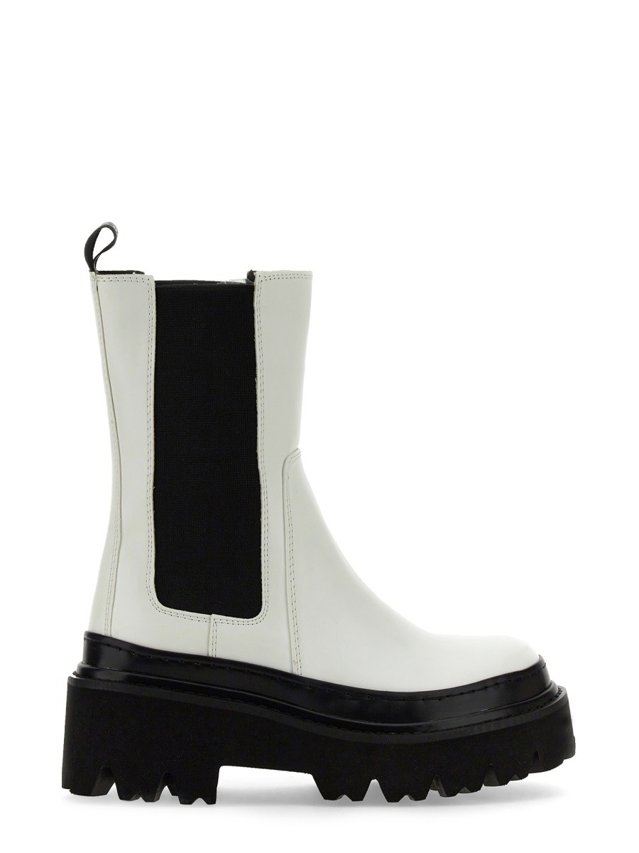 Discover the authentic COLORS OF CALIFORNIA women's BEATLE BOOT in White