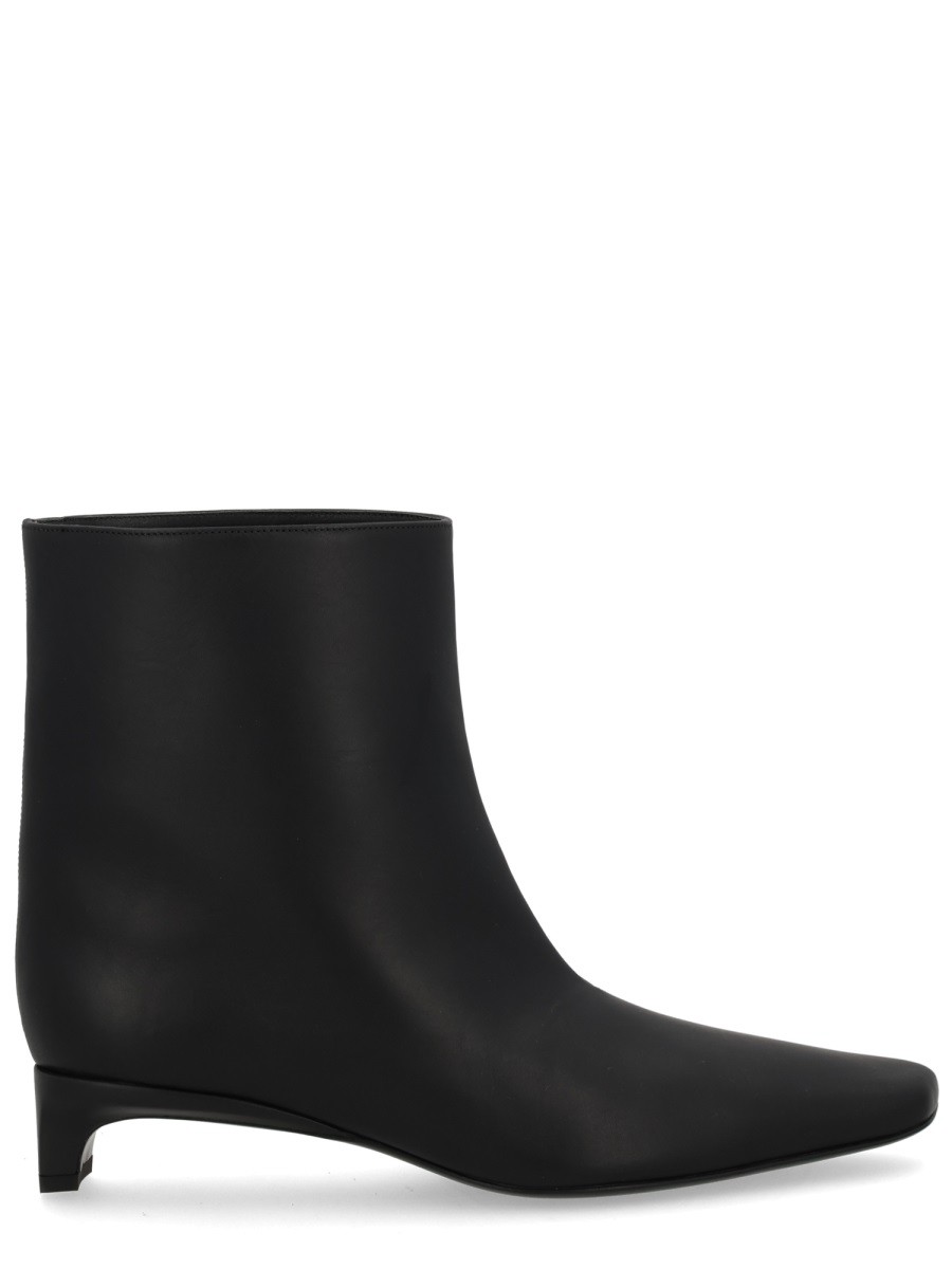 Explore the authentic LOULOU DE SAISON women's BOOT "CELINE LDS" in Black