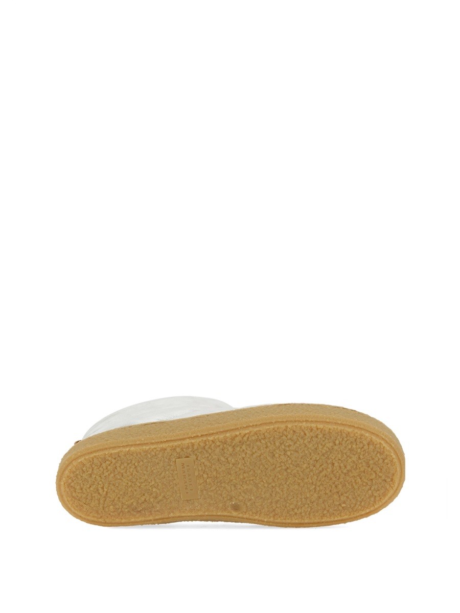created to deliver outstanding comfort and daily versatility.