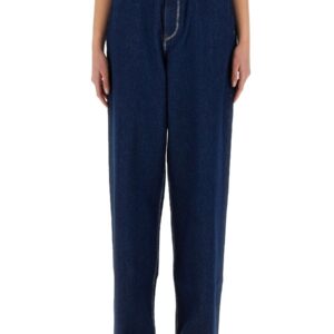 Refresh your wardrobe with the NINA RICCI women's "BOYFRIEND" JEANS in DENIM