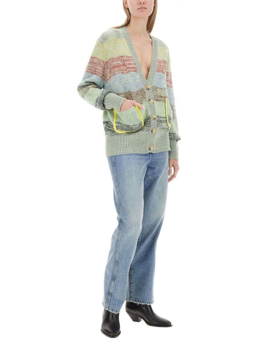 designed for dependable everyday comfort and versatile modern style.