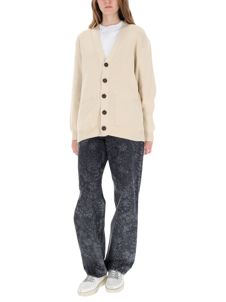 designed for dependable everyday comfort and versatile modern style.