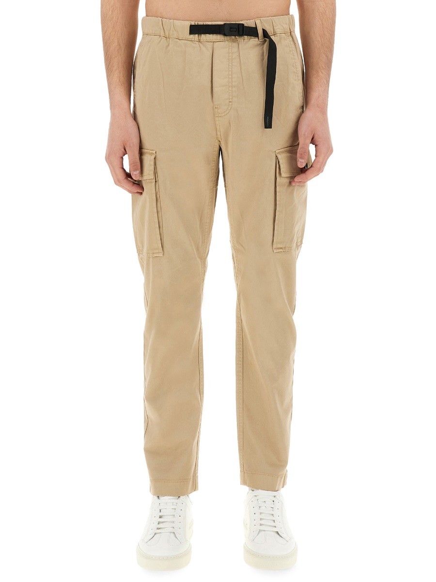 Refresh your wardrobe with the Woolrich men's cargo pants with belt in beige