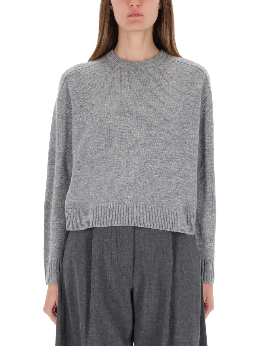 Discover the authentic THEORY women's CASHMERE SWEATER in Grey