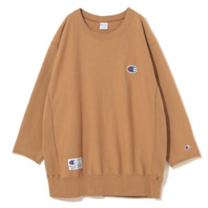 Explore the authentic UNDERCOVER unisex CHAMPION X UNDERCOVER T-SHIRT in beige