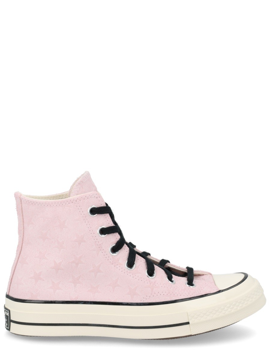 Refresh your wardrobe with the Converse unisex "CHUCK 70 STARS" SNEAKER in Pink
