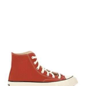 Refresh your wardrobe with the Converse unisex "CHUCK 70 VINTAGE" SNEAKER in Red