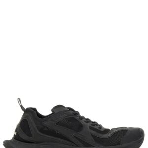 Discover the authentic Balenciaga men's "CIRCUIT" SNEAKER in Black
