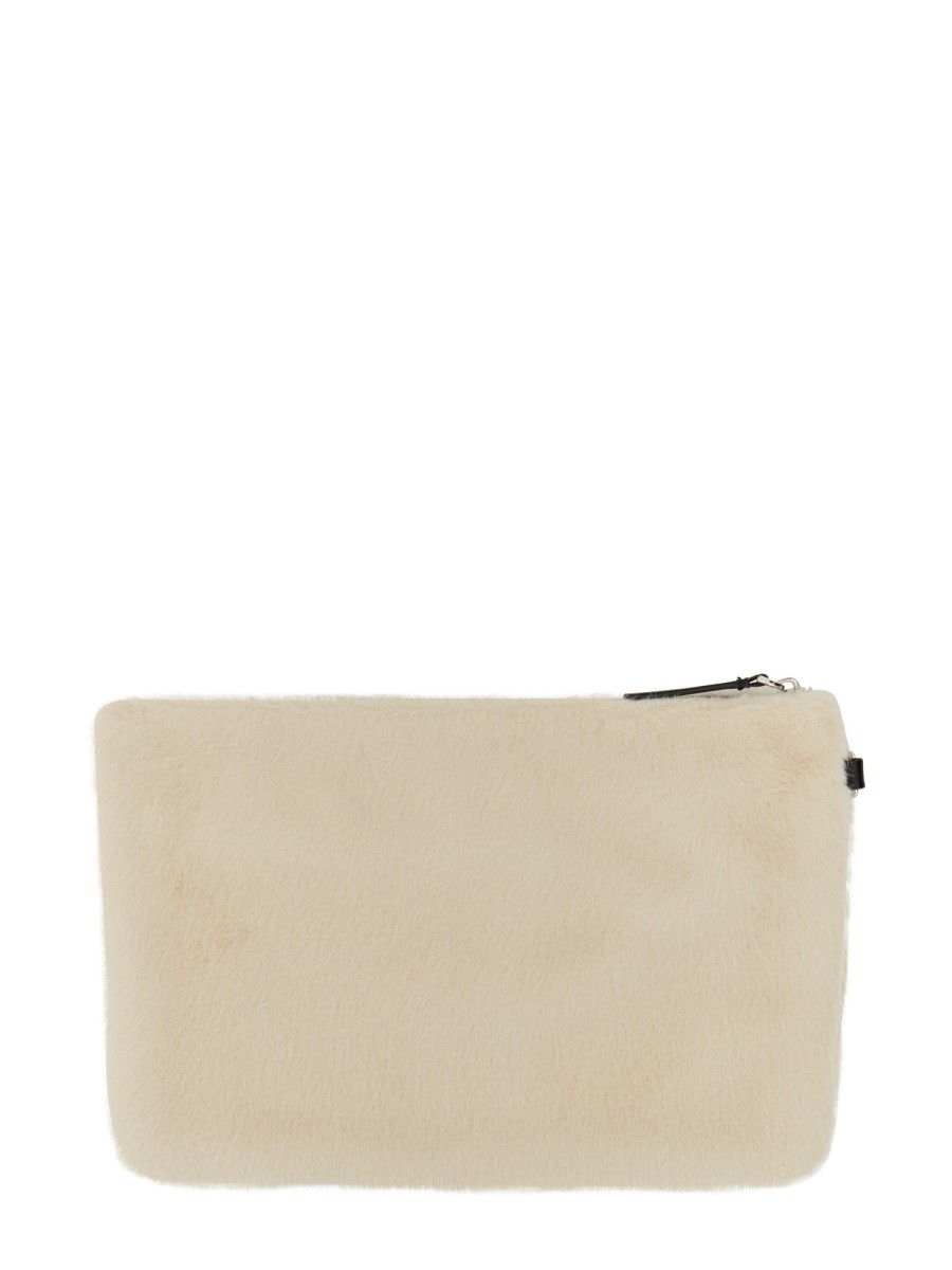 designed for dependable everyday comfort and versatile modern style.