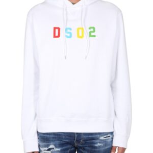 Refresh your wardrobe with the Dsquared2 men's COOL FIT SWEATSHIRT in White