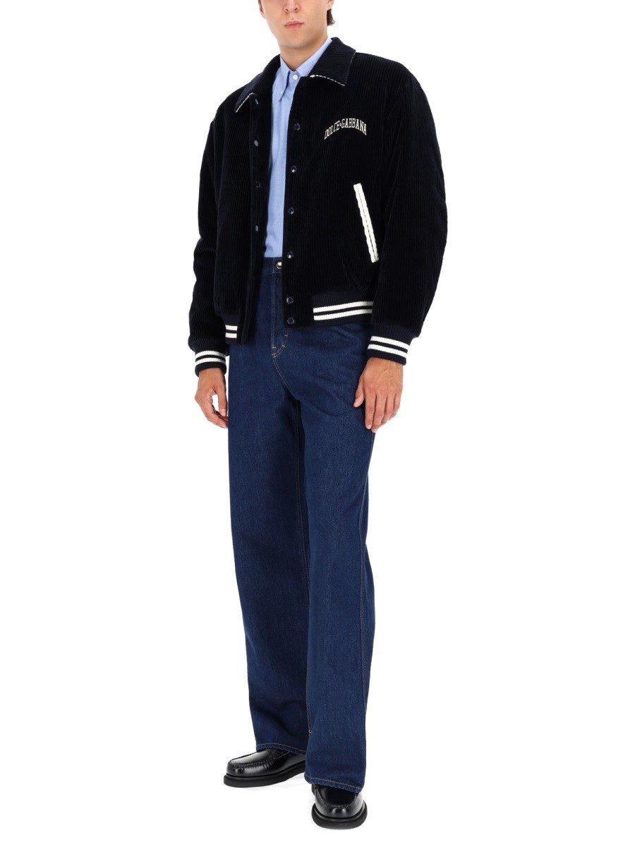designed for dependable everyday comfort and versatile modern style.