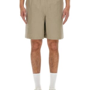 Refresh your wardrobe with the FRED PERRY men's COTTON BERMUDA SHORTS in beige