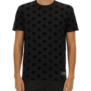Refresh your wardrobe with the Dolce & Gabbana men's COTTON T-SHIRT in Black
