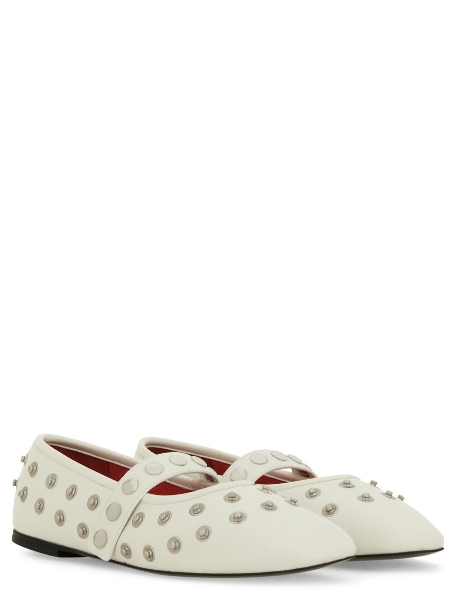 designed for dependable everyday comfort and versatile modern style.