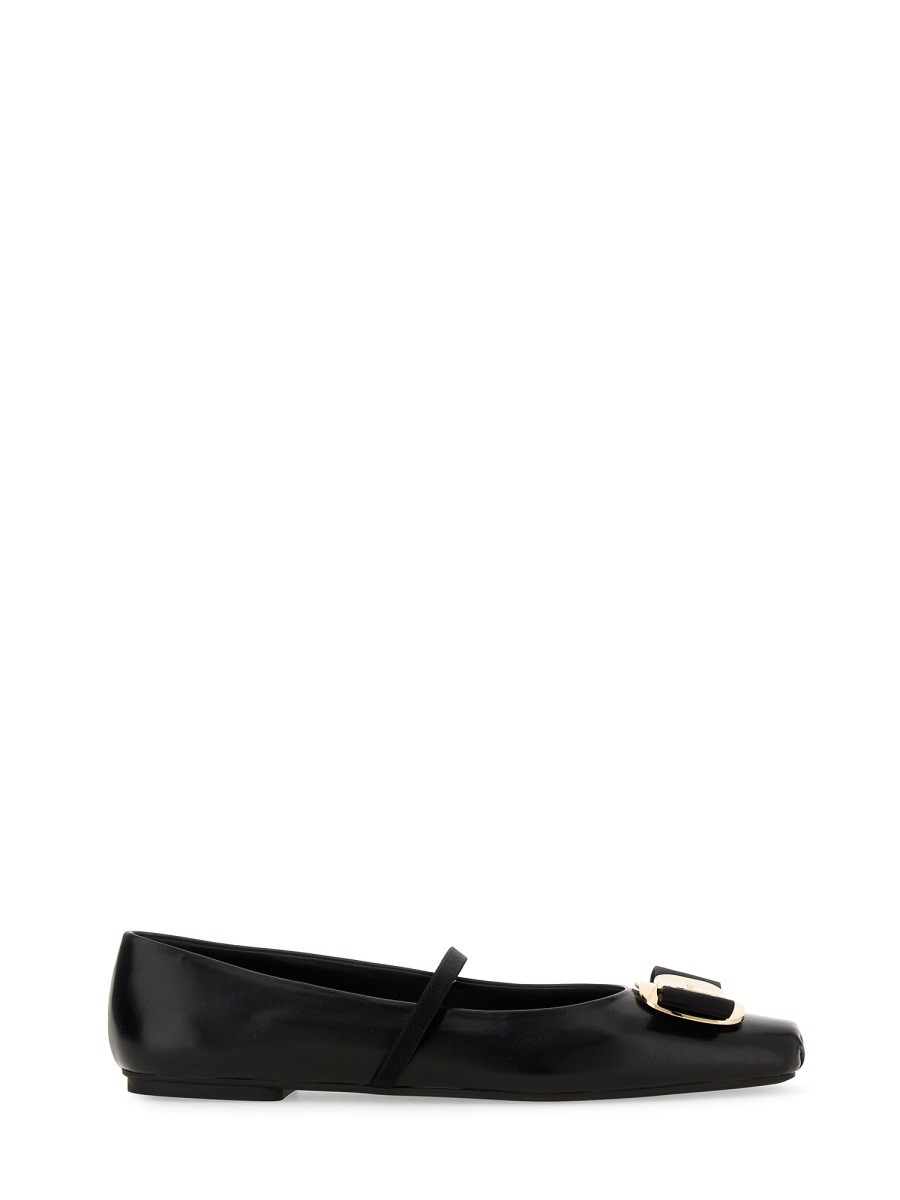 Discover the authentic Ferragamo women's DANCER "ZINA" in Black