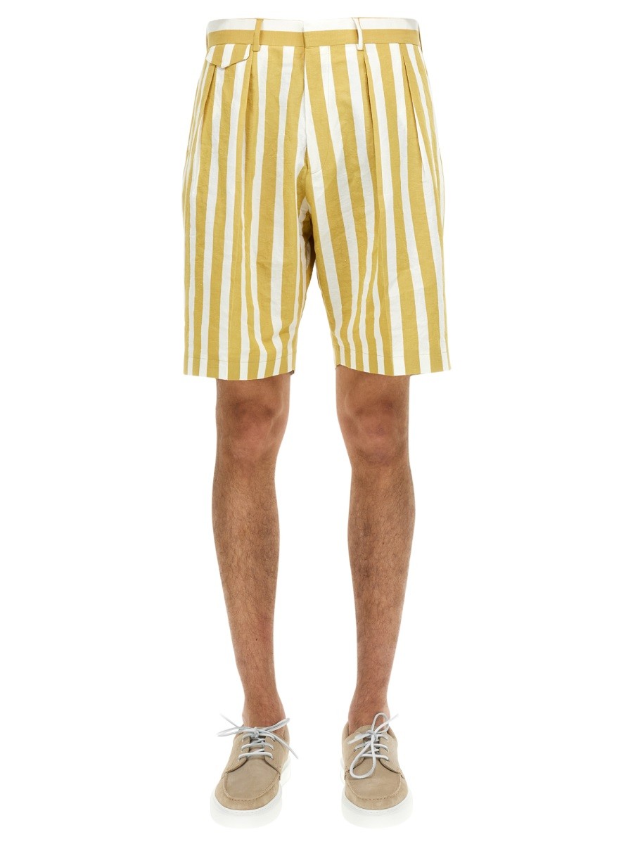 Explore the authentic PAUL SMITH men's "DECKCHAIR STRIPE" BERMUDA in Yellow