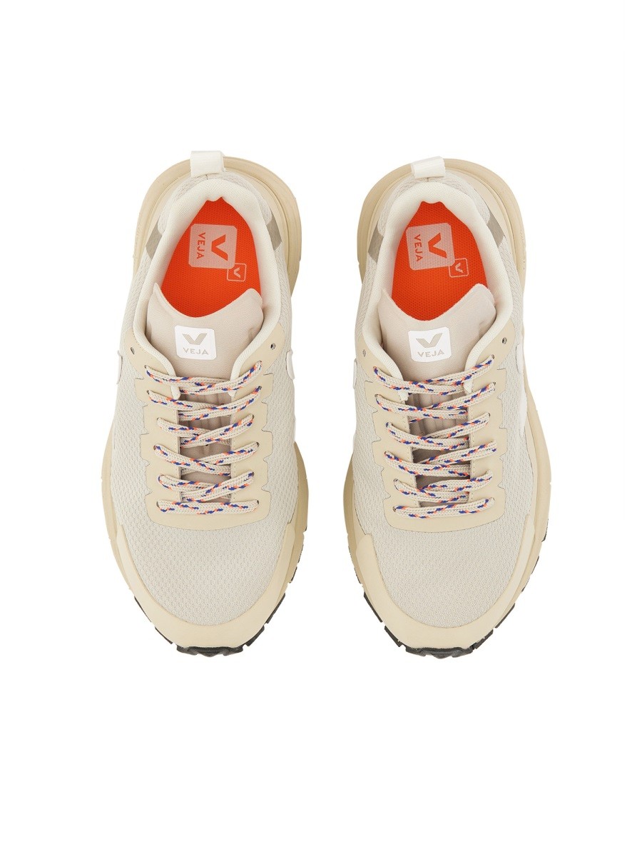 designed for dependable everyday comfort and versatile wardrobe styling.