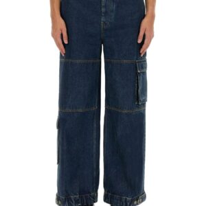Refresh your wardrobe with the Gucci men's DENIM PANTS WITH GUCCI LABEL in Blue