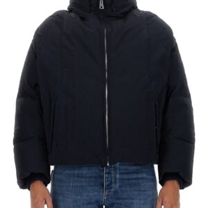 Refresh your wardrobe with the Bottega Veneta men's DOWN JACKET IN TECH in Blue