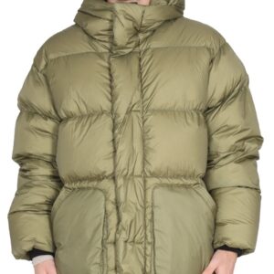 Refresh your wardrobe with the IENKI IENKI men's DOWN JACKET "MICHLIN" in GREEN
