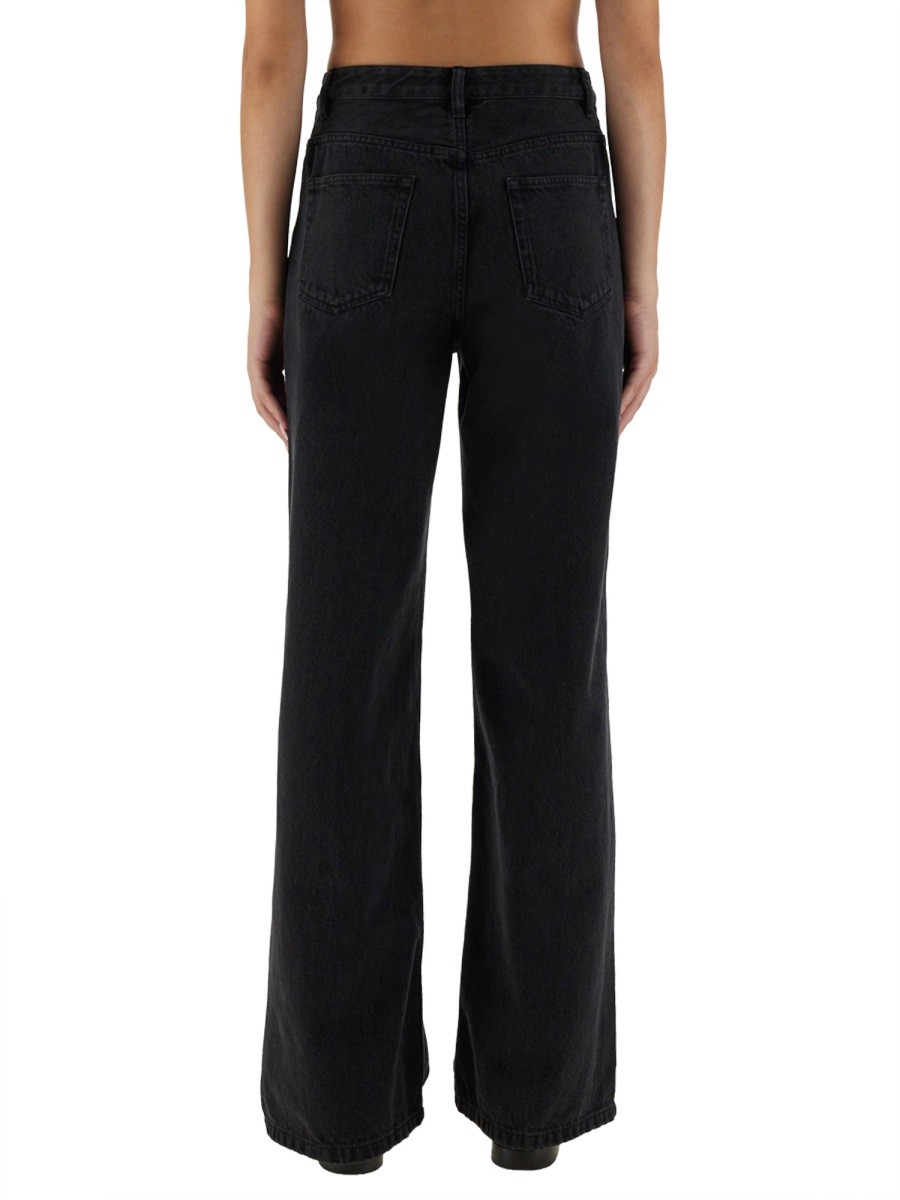 designed for dependable everyday comfort and versatile modern style.