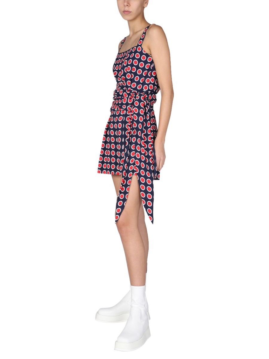 designed for dependable everyday comfort and versatile wardrobe styling.
