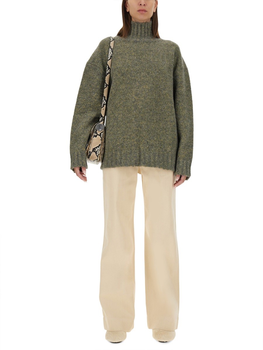 designed for dependable everyday comfort and versatile modern style.