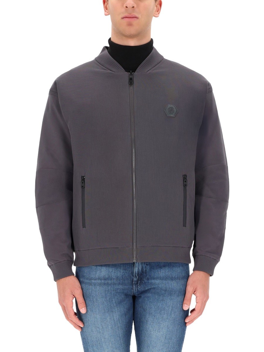 Refresh your wardrobe with the Boss men's "FUTURE HY" SWEATSHIRT in Grey