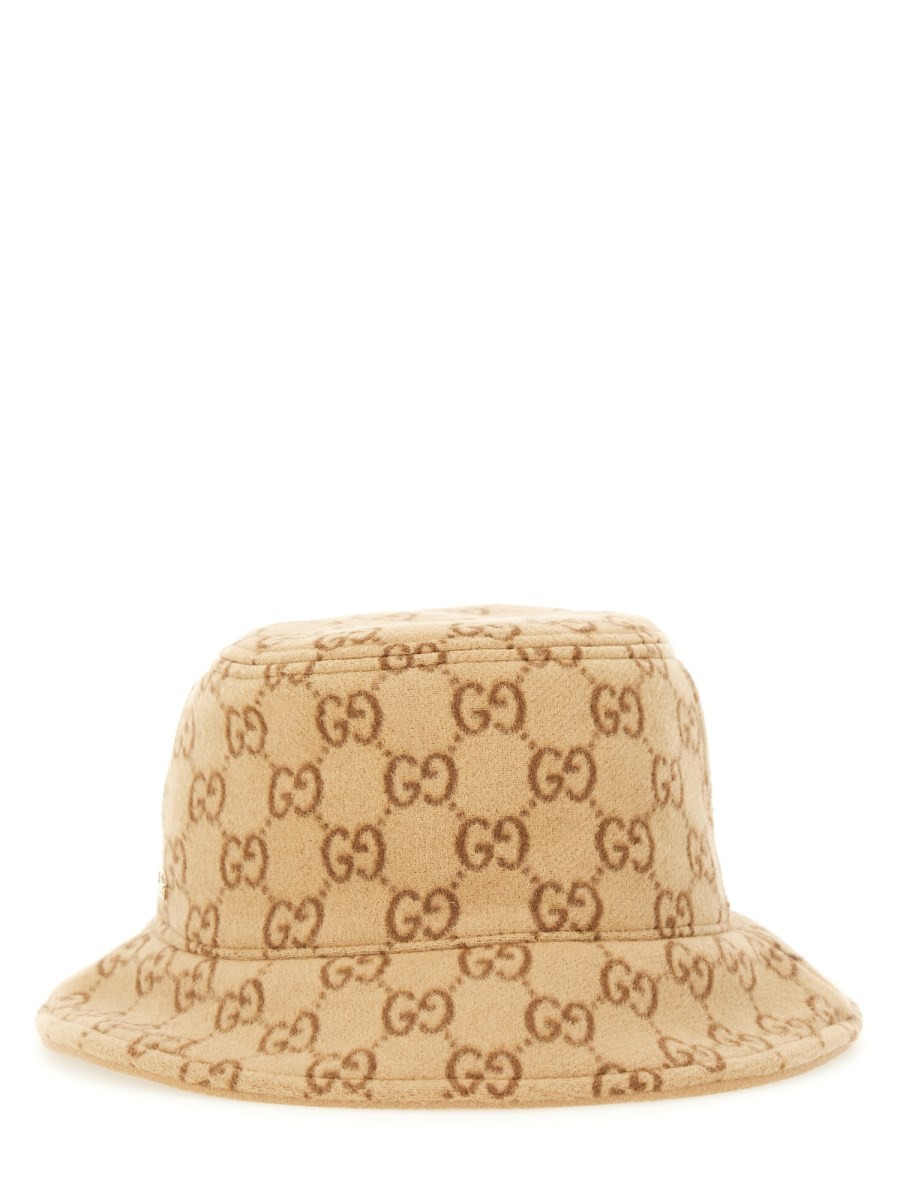 Refresh your wardrobe with the Gucci women's "GISELLE BOB" HAT in MULTICOLOUR