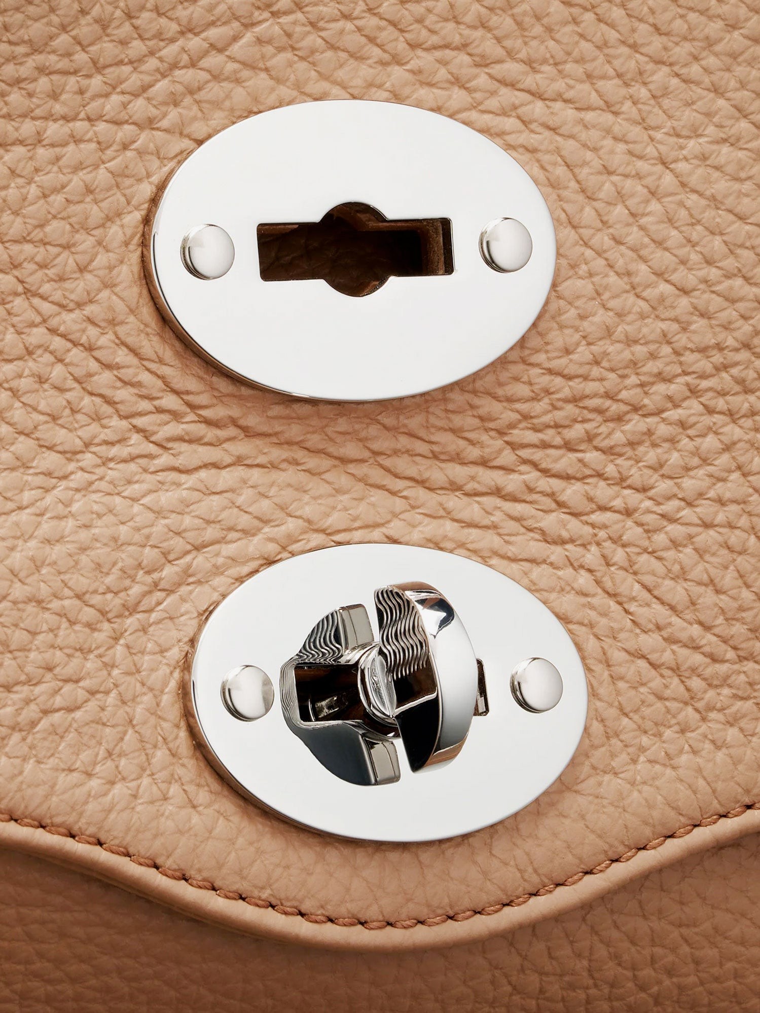 ZANELLATO – Hammered leather Postina Daily crossbody bag : Color - Brown, Size - UNI - Image 5