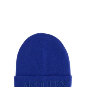 Refresh your wardrobe with the Alexander Mcqueen men's HAT WITH LOGO in Blue