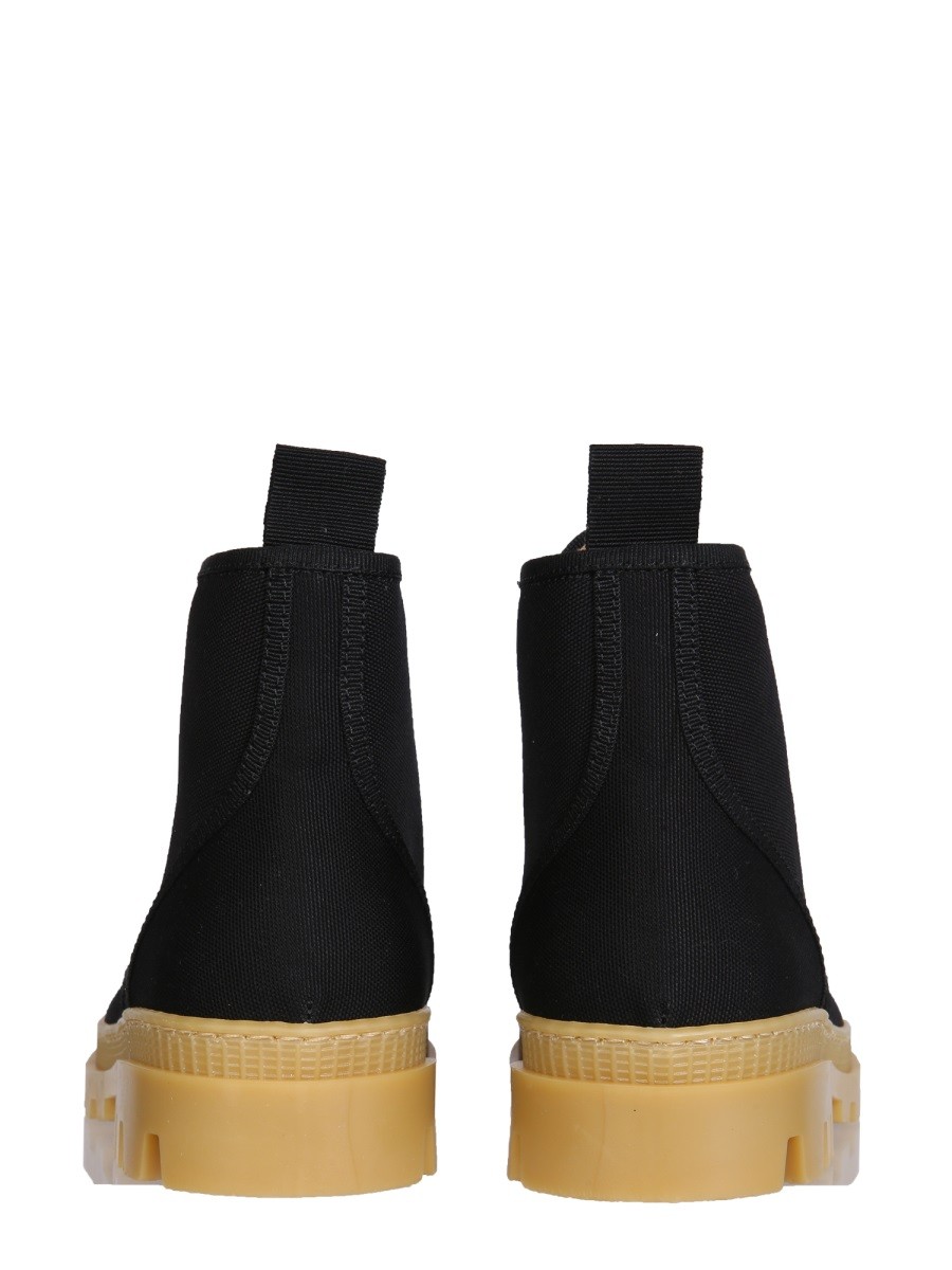 designed for dependable everyday comfort and versatile modern style.