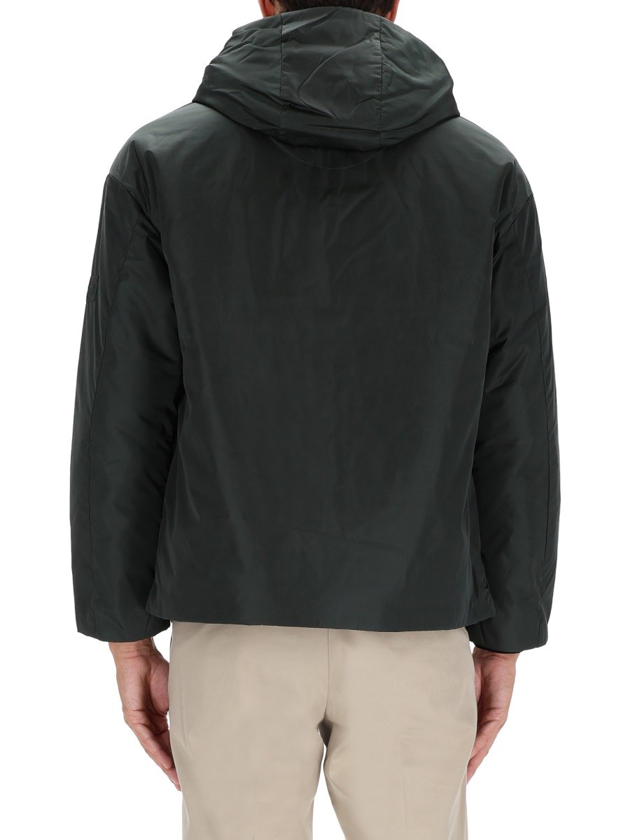 designed for dependable everyday comfort and versatile modern style.