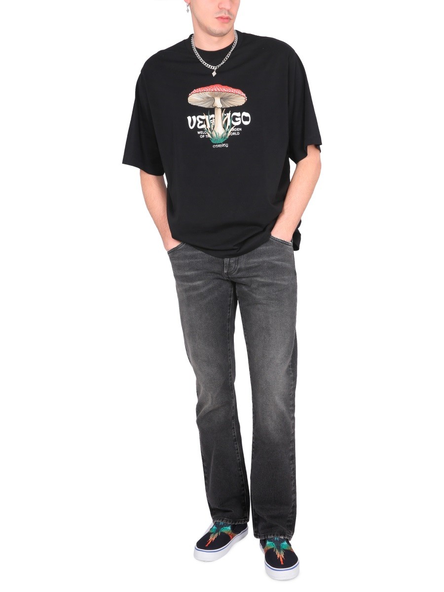 designed for dependable everyday comfort and versatile wardrobe styling.