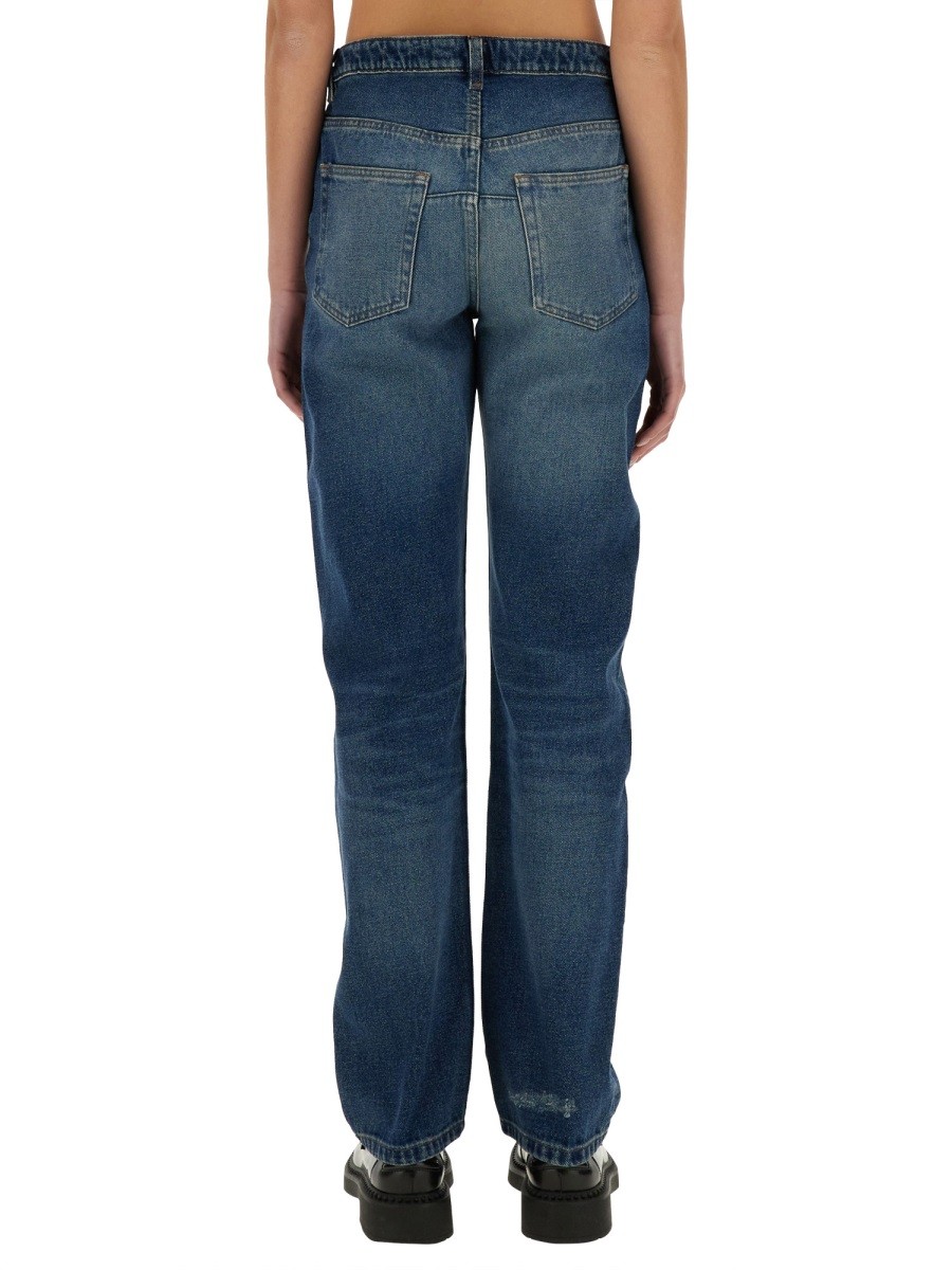 designed for dependable everyday comfort and versatile modern style.