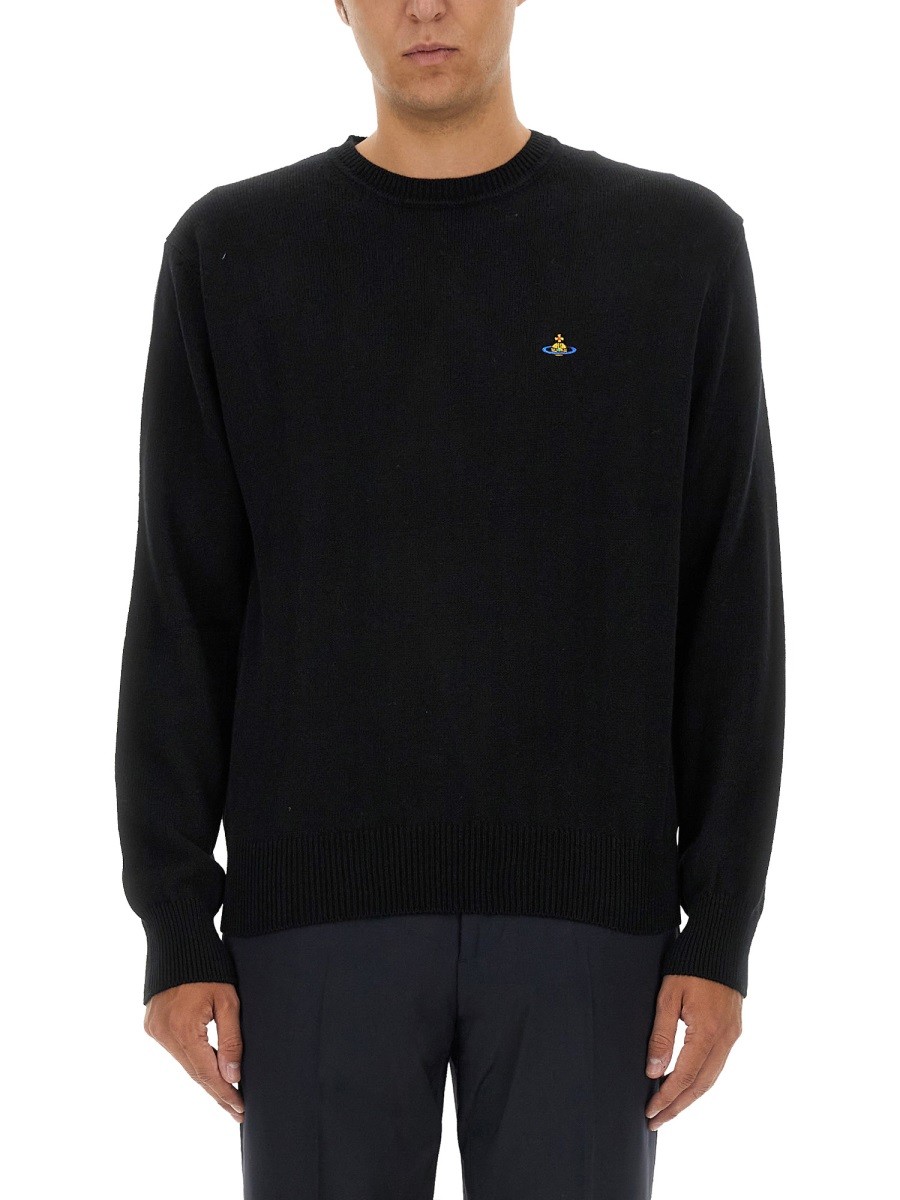 Refresh your wardrobe with the Vivienne Westwood men's JERSEY "ALEX" in Black