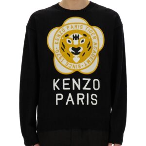 Refresh your wardrobe with the Kenzo men's JERSEY WITH LOGO in Black