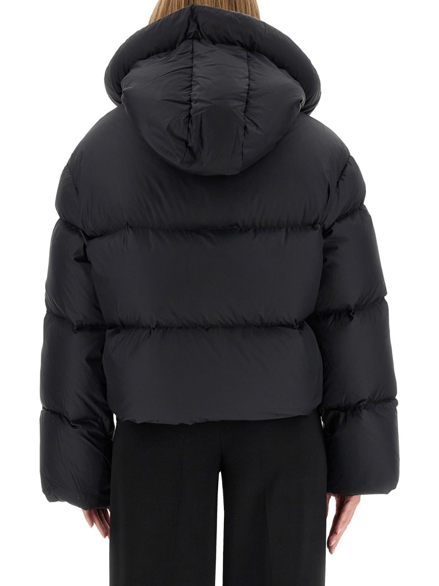 designed for dependable everyday comfort and versatile modern style.
