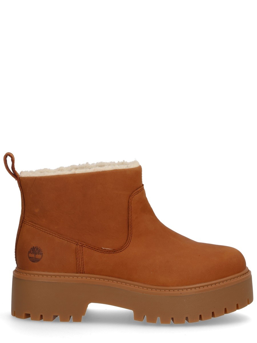 Discover the authentic Timberland women's LEATHER BOOT in Brown