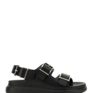 Refresh your wardrobe with the Alexander Mcqueen men's LEATHER SANDAL in Black