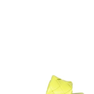 Refresh your wardrobe with the Bottega Veneta women's "LIDO" SANDALS in GREEN