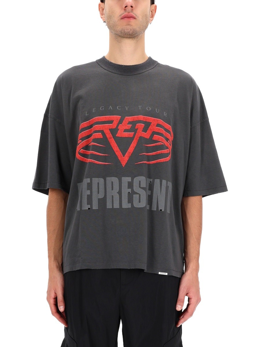 Refresh your wardrobe with the Represent men's "LIVING LEGACY" T-SHIRT in Grey
