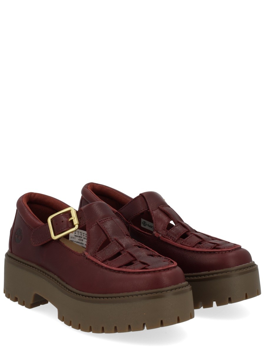 designed for dependable everyday comfort and versatile wardrobe styling.