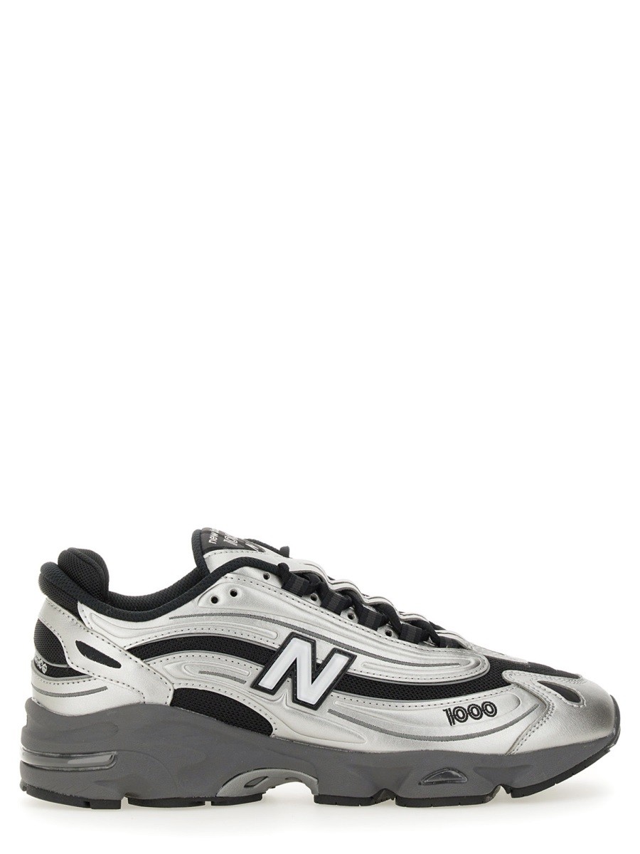 Discover the authentic New Balance unisex "M1000" SNEAKER in Silver