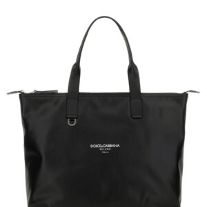 Refresh your wardrobe with the Dolce & Gabbana men's MEDIUM SHOPPING BAG in Black